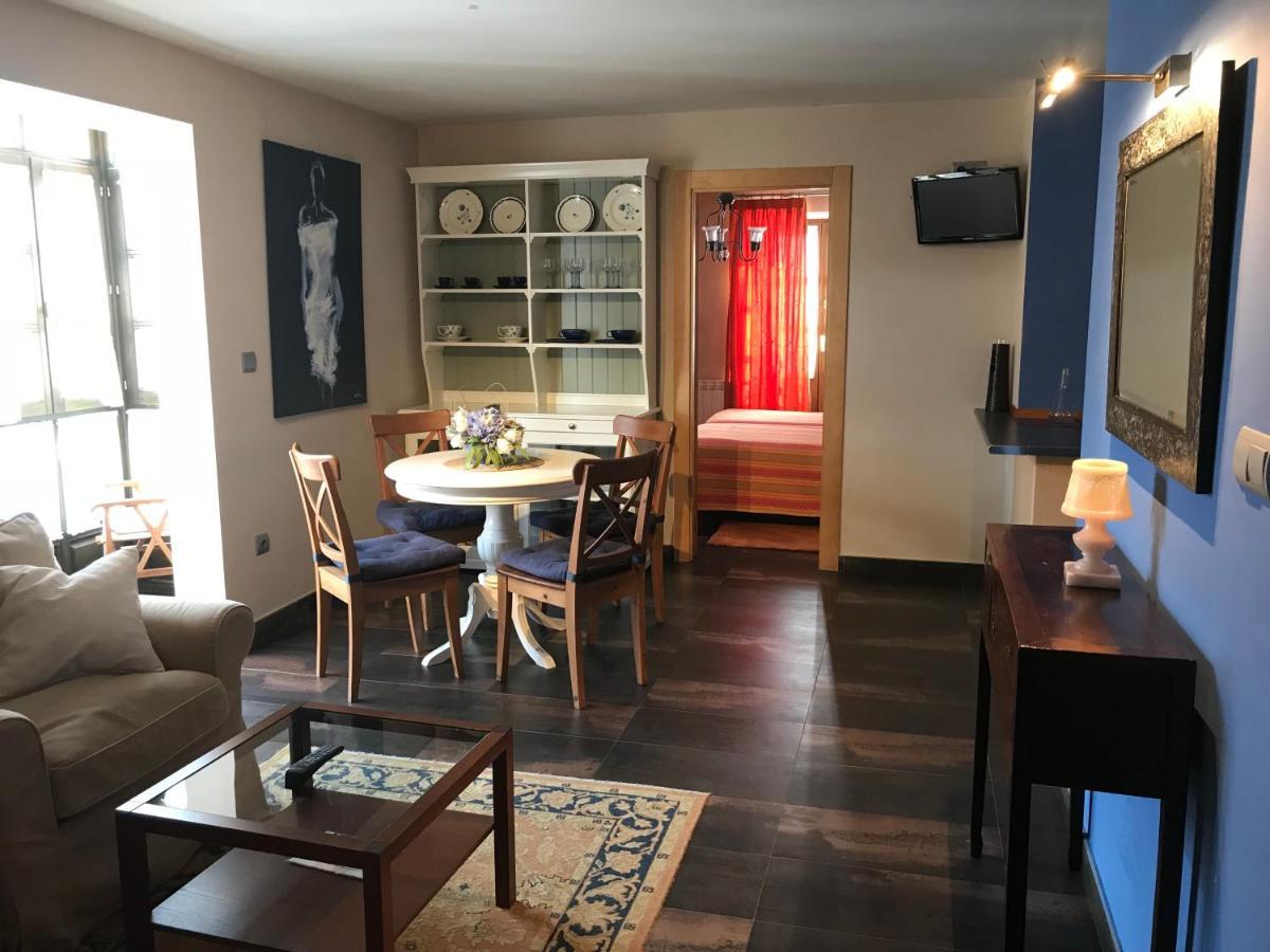 Apartamentos Ebro Reinosa Buitenkant foto