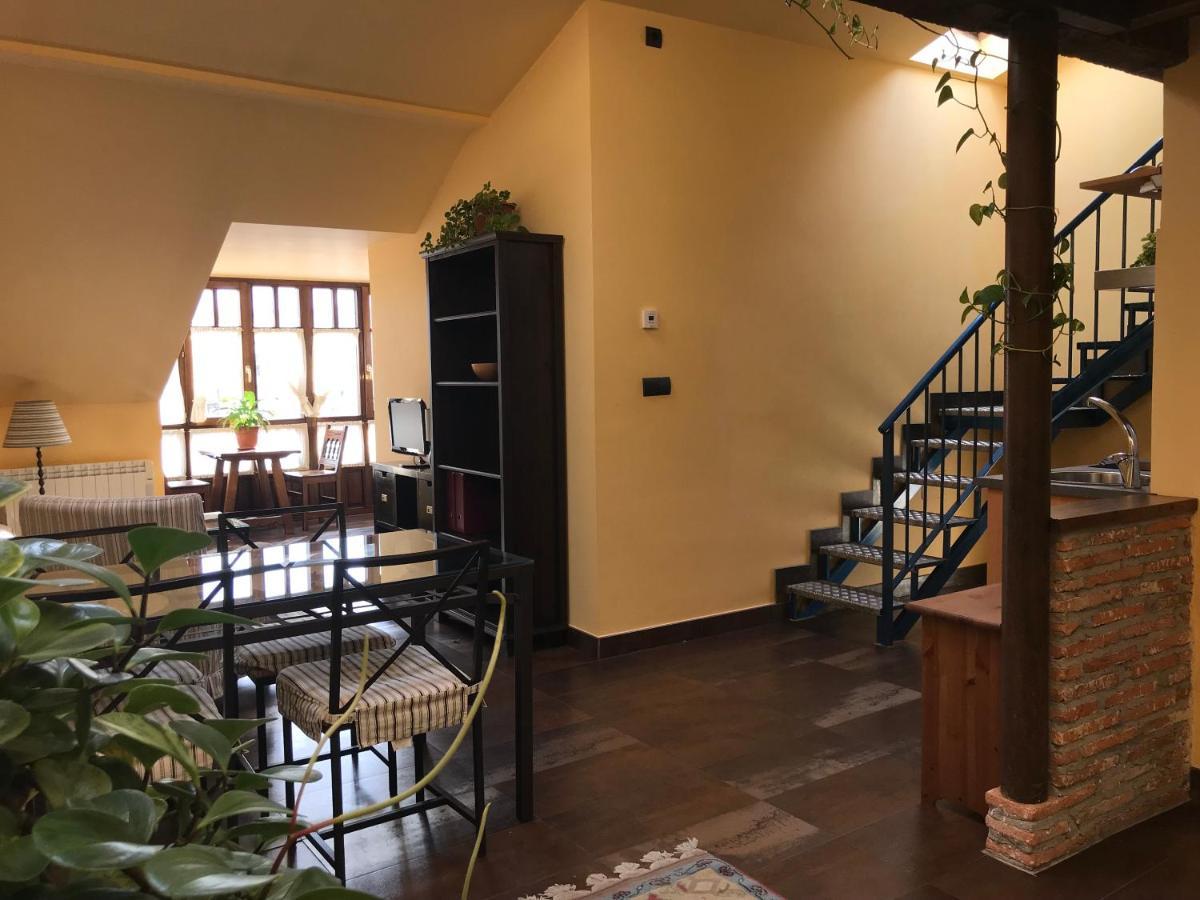 Apartamentos Ebro Reinosa Buitenkant foto