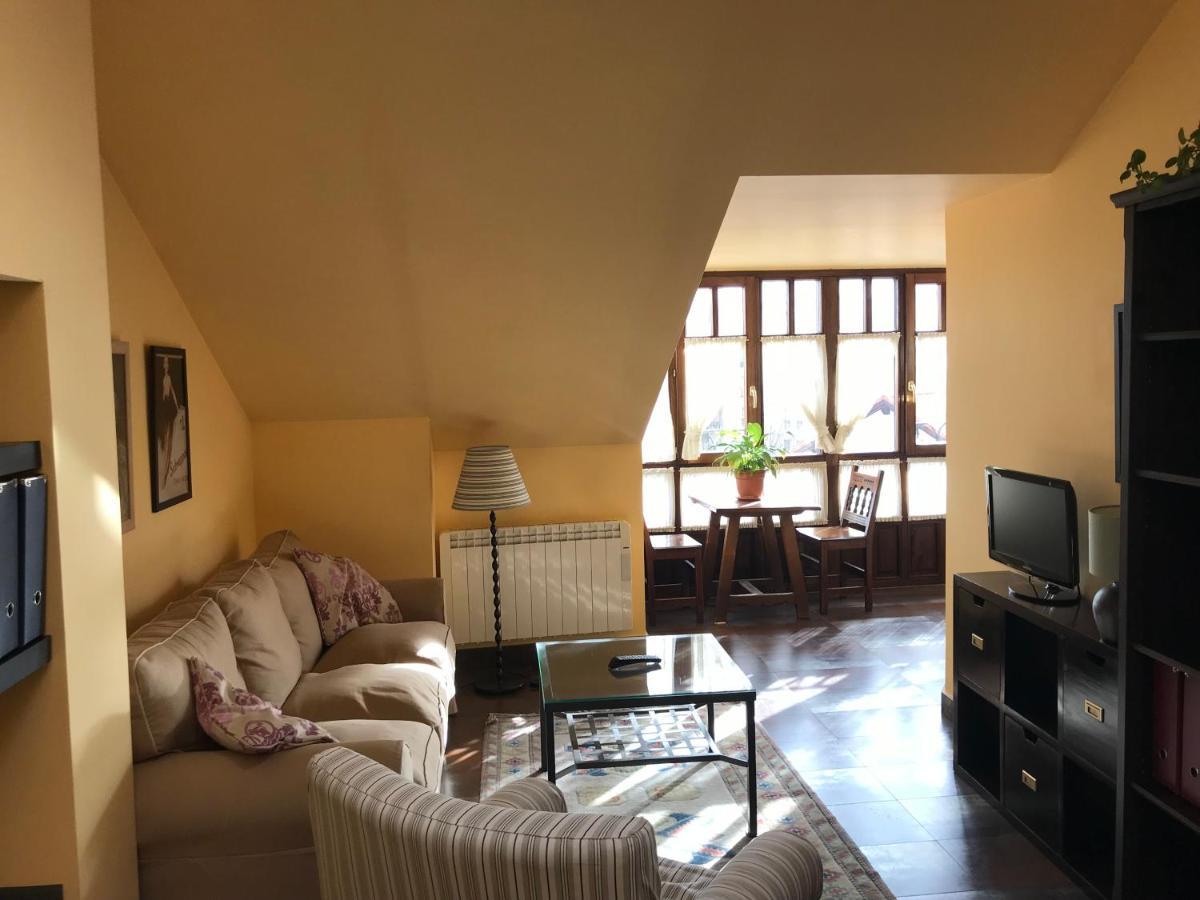 Apartamentos Ebro Reinosa Buitenkant foto
